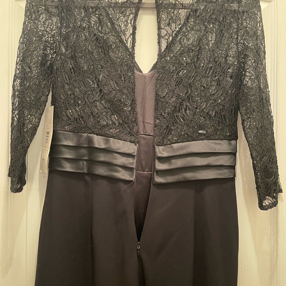 BADGLEY MISCHKA BLACK LONG LACE TOP 3/4SLEEVE V-NECK EVENING GOWN LINED SZ4 BNWT - Picture 3 of 9